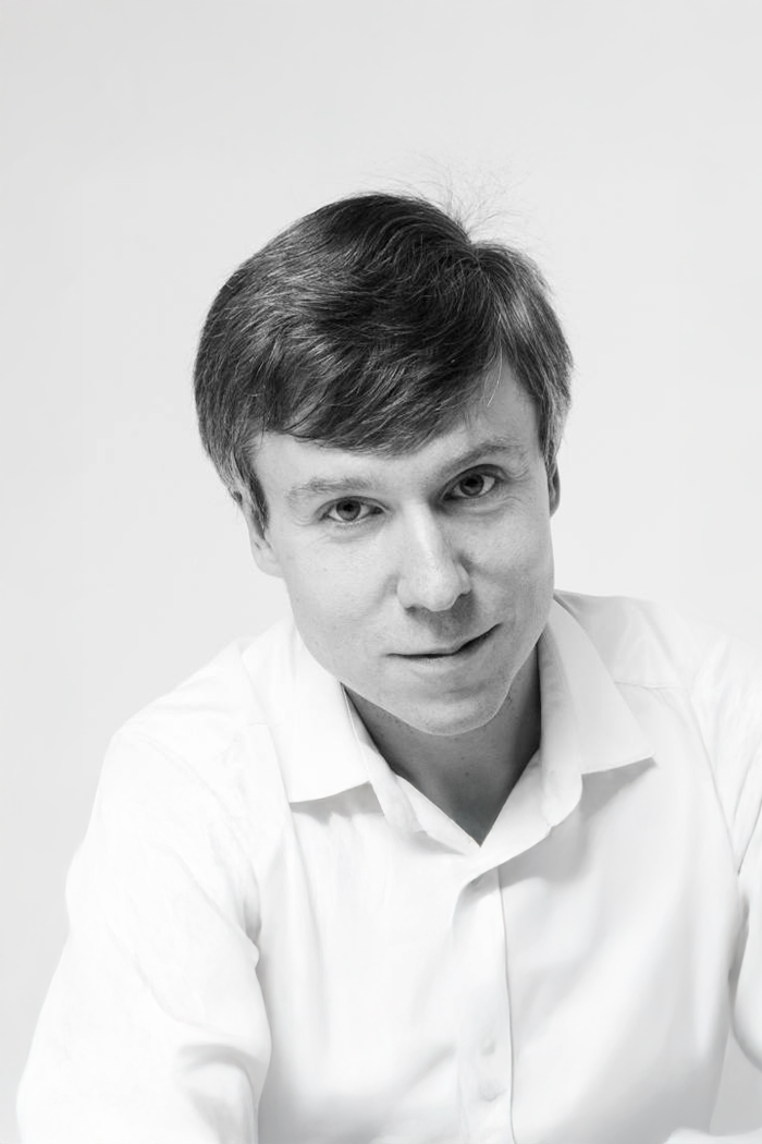 Дмитрий Максимов